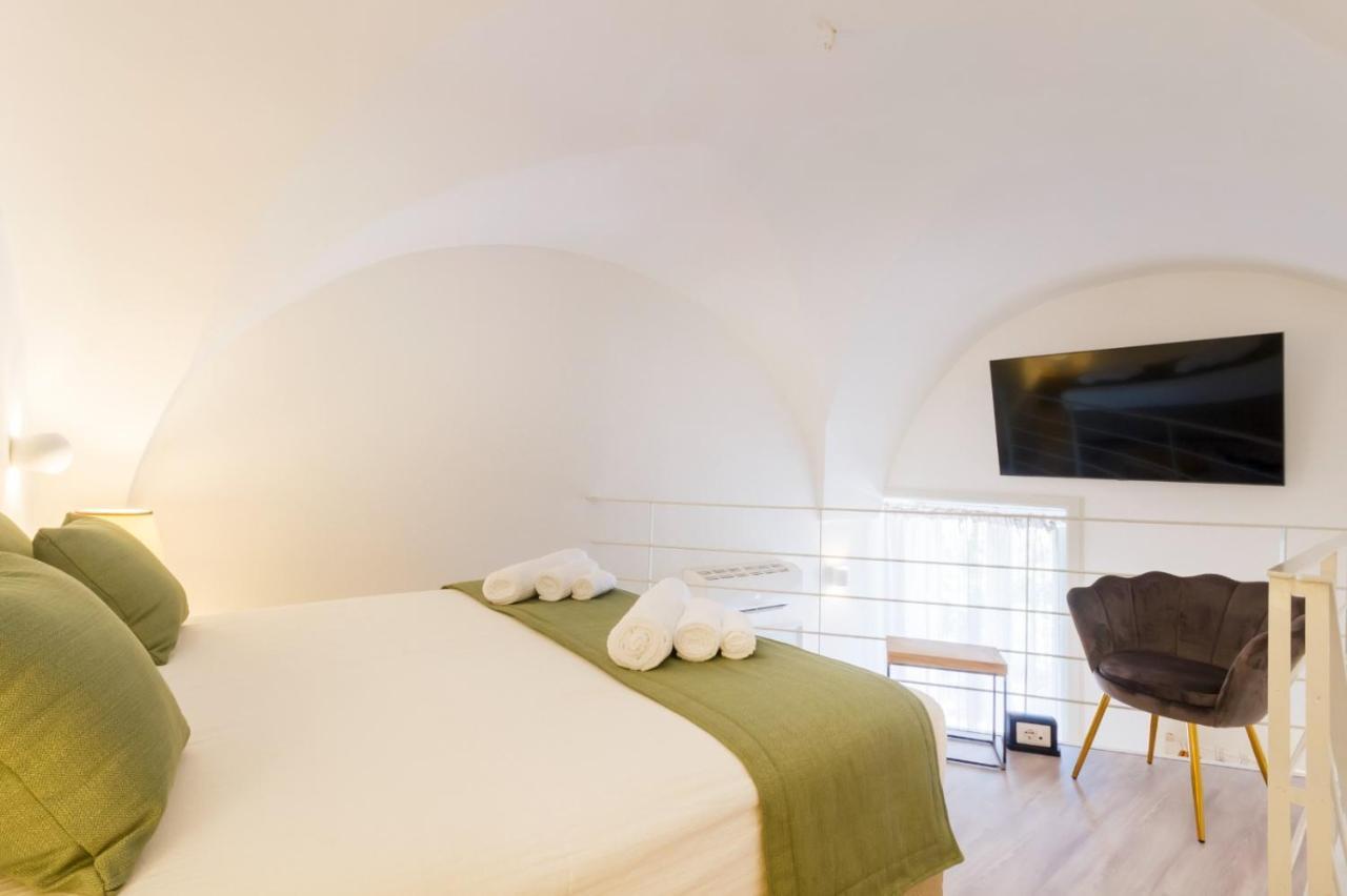 Bed and Breakfast Reluxe Private Wellness Lecce Exterior foto