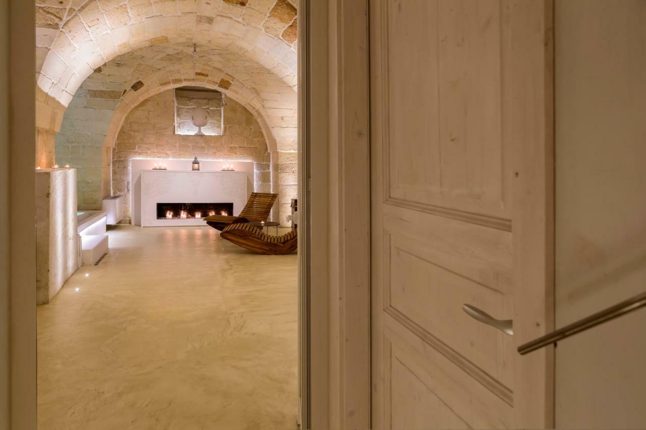 Bed and Breakfast Reluxe Private Wellness Lecce Exterior foto